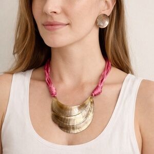 VTG Hawaii Shell Set Necklace Earrings She Shells Aloha Mother of Pearl pinkcord